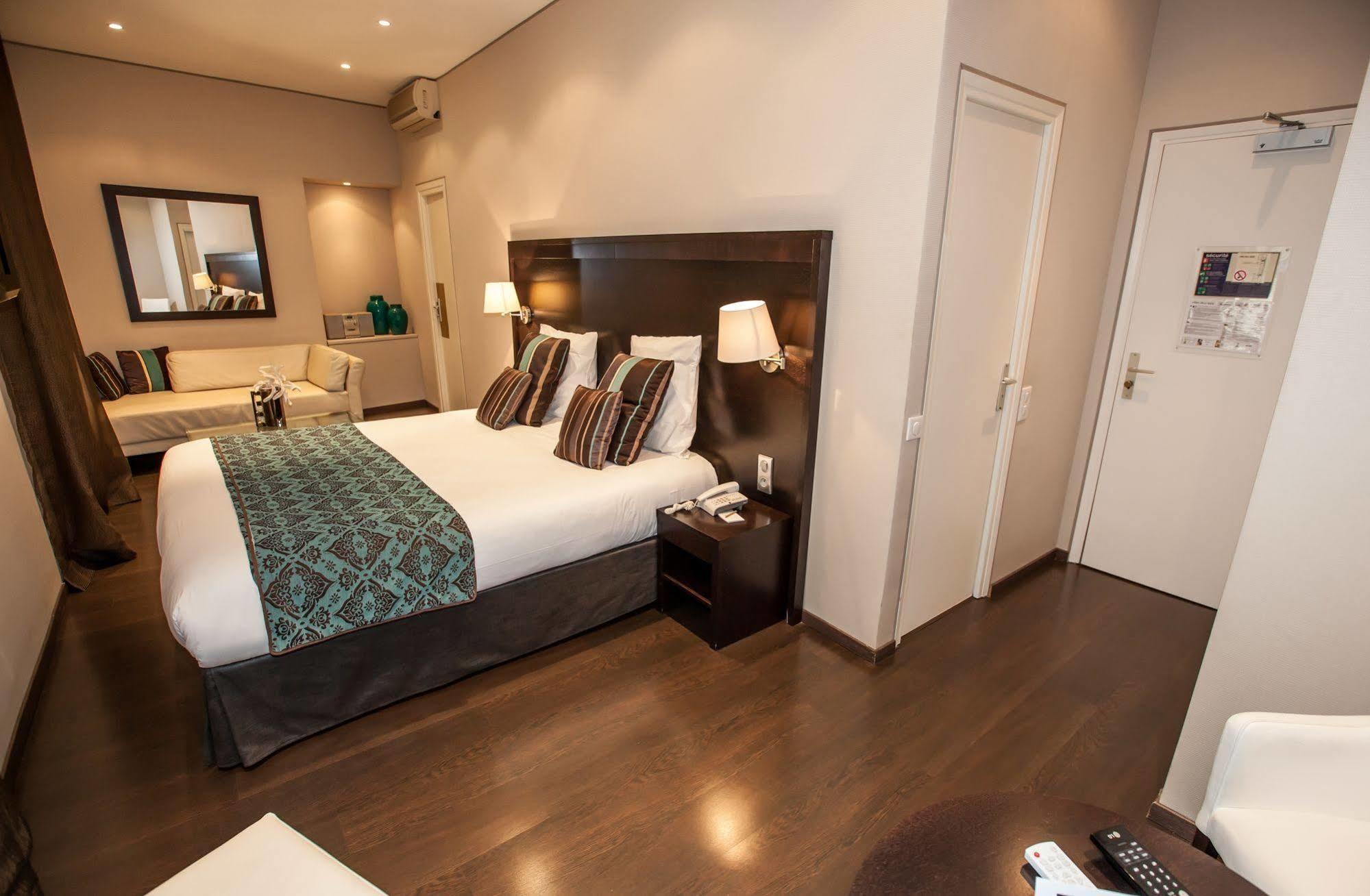 Hotel Paris Rome Mentona Zewnętrze zdjęcie